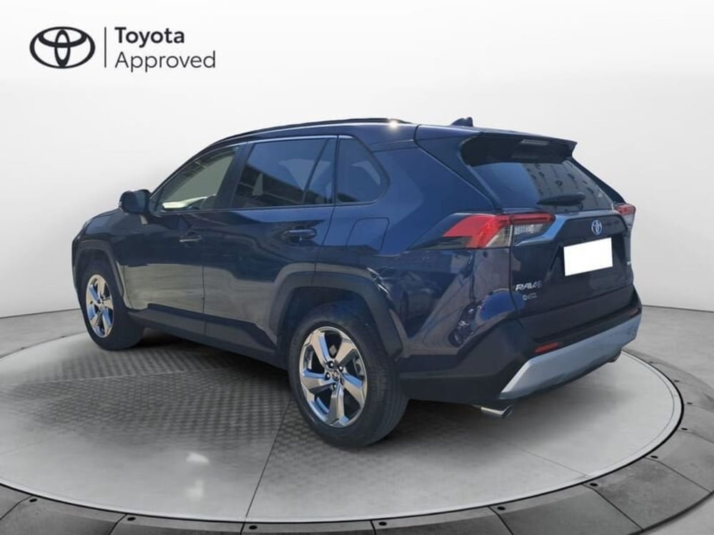 Toyota Rav4 usata a Cagliari (9)
