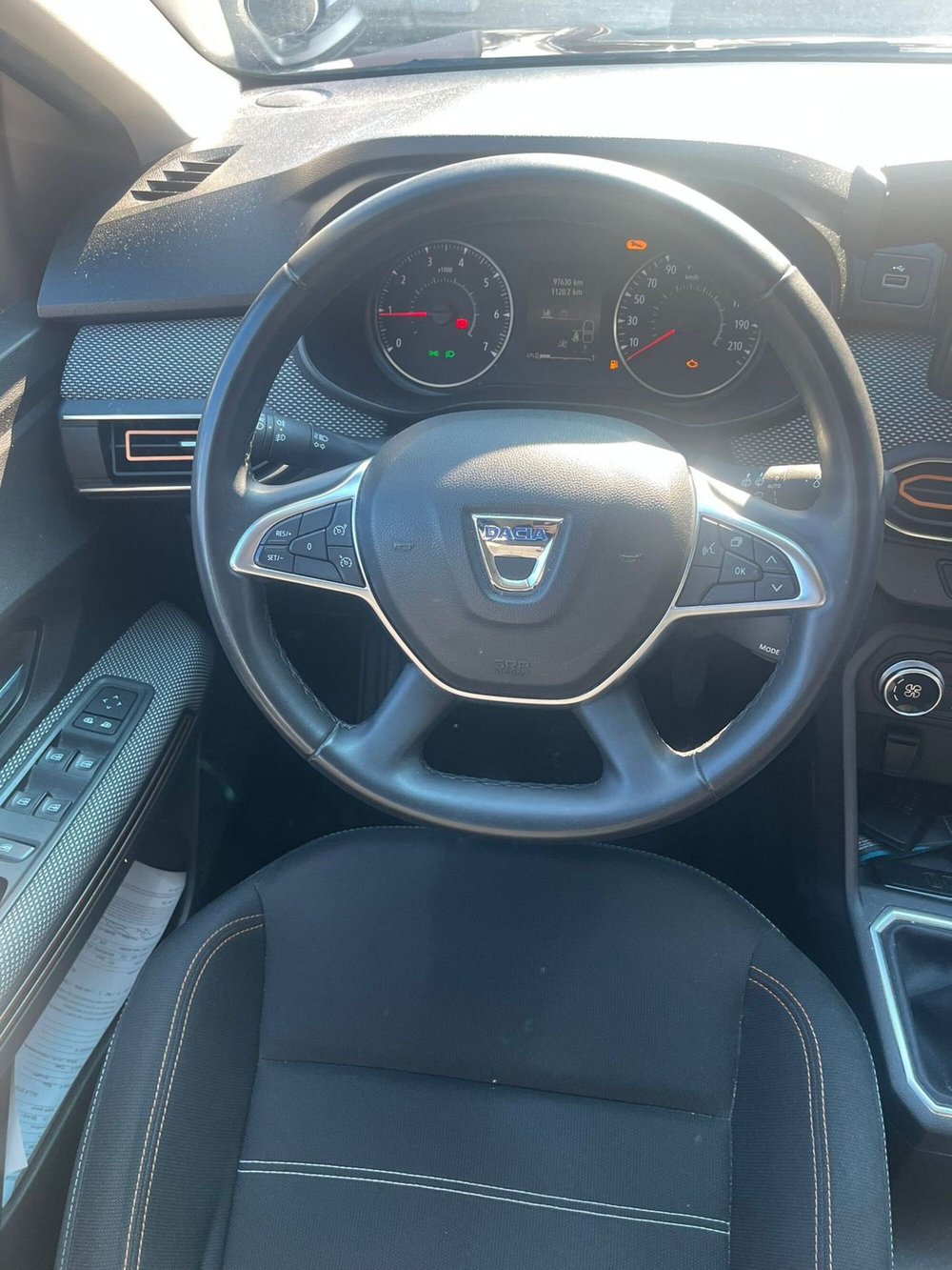 Dacia Sandero usata a Cremona (11)