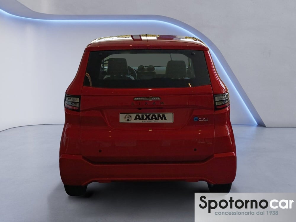 Aixam e City nuova a Milano (2)