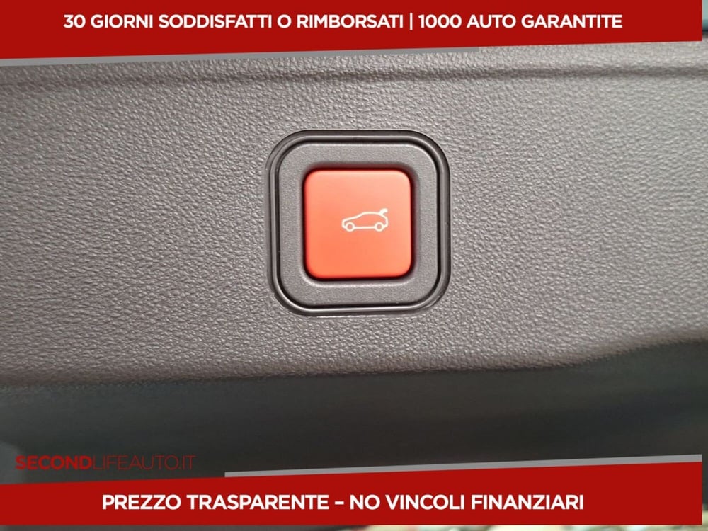 Jeep Avenger usata a Roma (19)