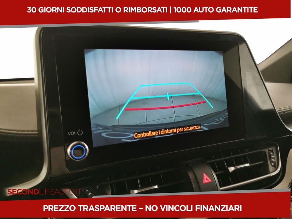 Toyota Toyota C-HR usata a Chieti (15)
