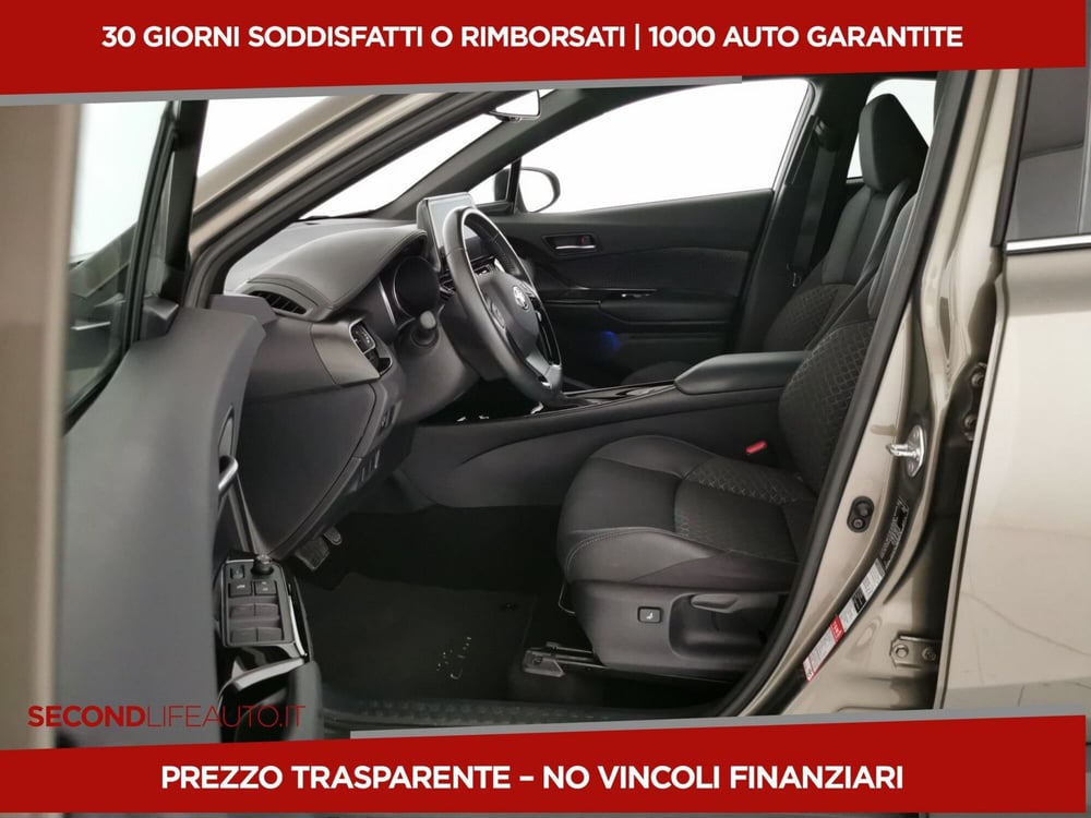 Toyota Toyota C-HR usata a Chieti (5)