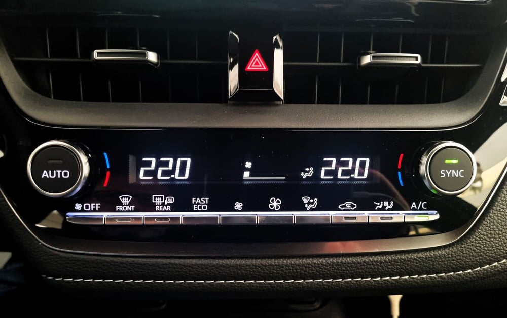 Suzuki Swace nuova a Pavia (12)
