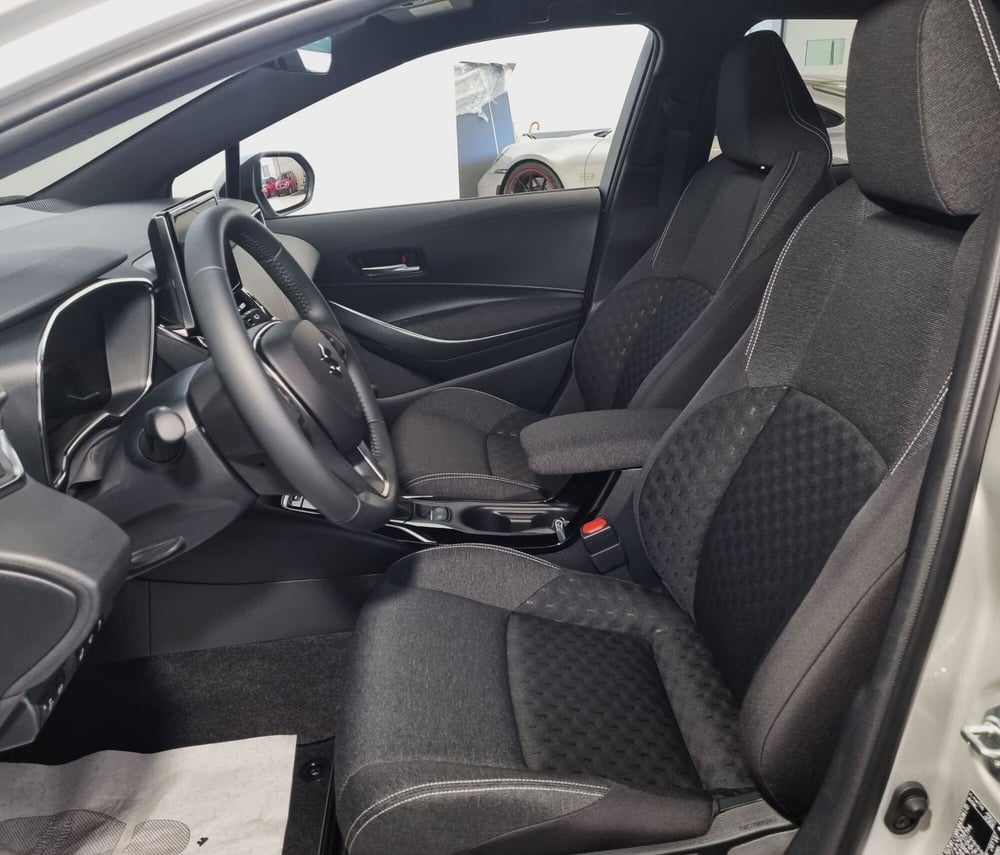 Suzuki Swace nuova a Pavia (6)