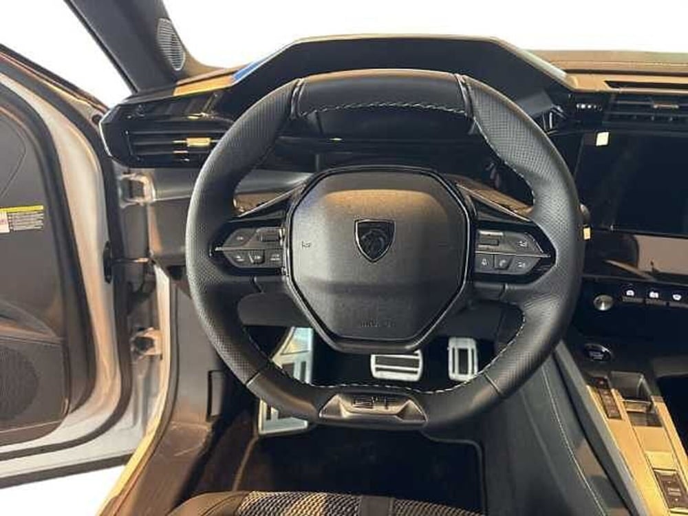 Peugeot 408 nuova a Siena (17)