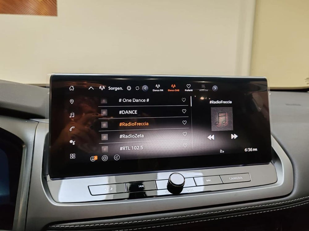 Nissan Qashqai nuova a Como (10)