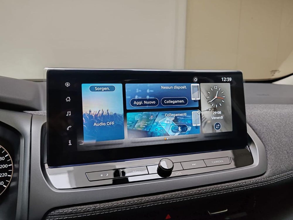 Nissan Qashqai nuova a Como (13)