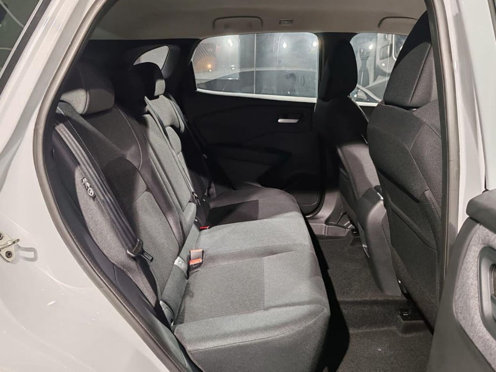 Nissan Qashqai nuova a Como (5)
