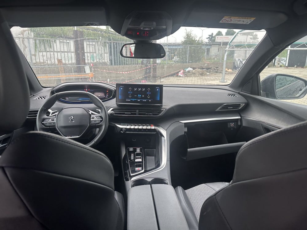 Peugeot 5008 usata a Milano (11)