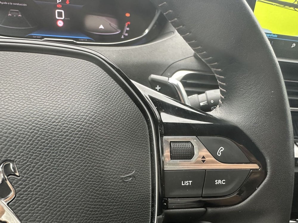 Peugeot 5008 usata a Milano (19)