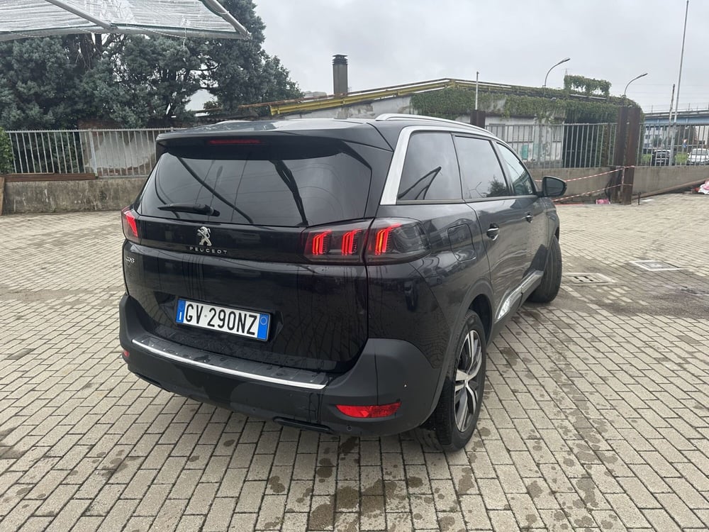 Peugeot 5008 usata a Milano (5)