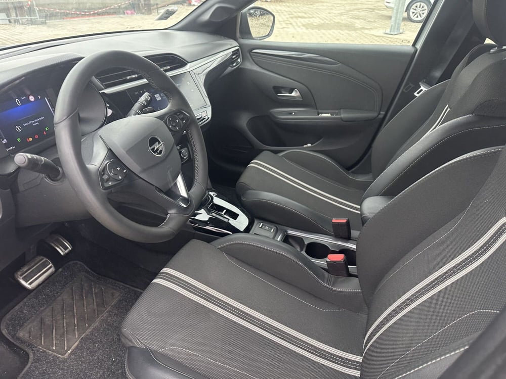 Opel Corsa usata a Milano (13)