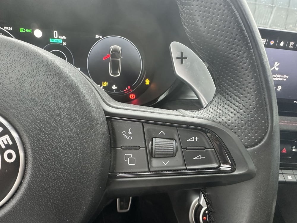 Alfa Romeo Tonale usata a Milano (15)