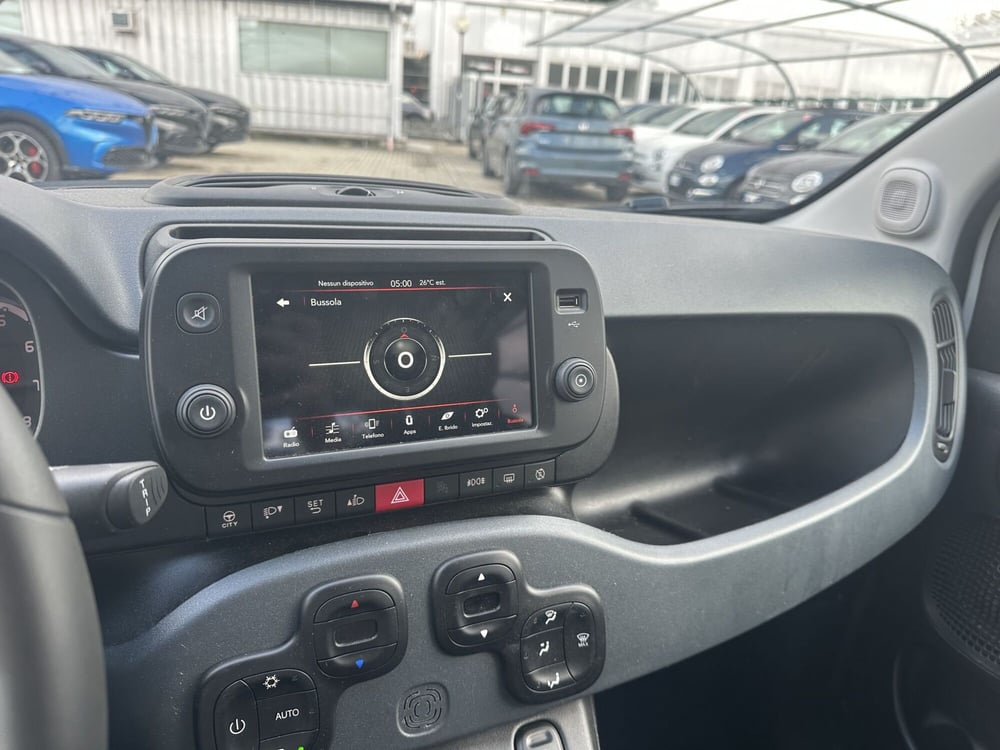 Fiat Panda Cross usata a Milano (18)