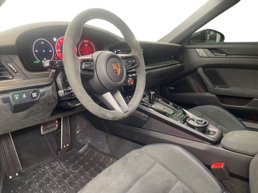 Porsche 911 Cabrio usata a Bari (10)