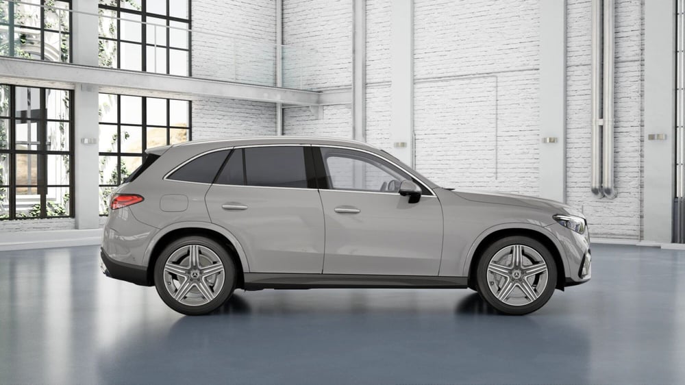 Mercedes-Benz GLC SUV nuova a Pescara (4)