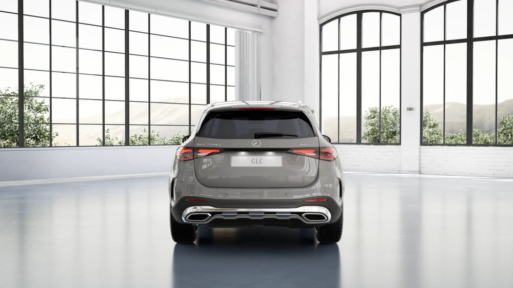 Mercedes-Benz GLC SUV nuova a Pescara (5)