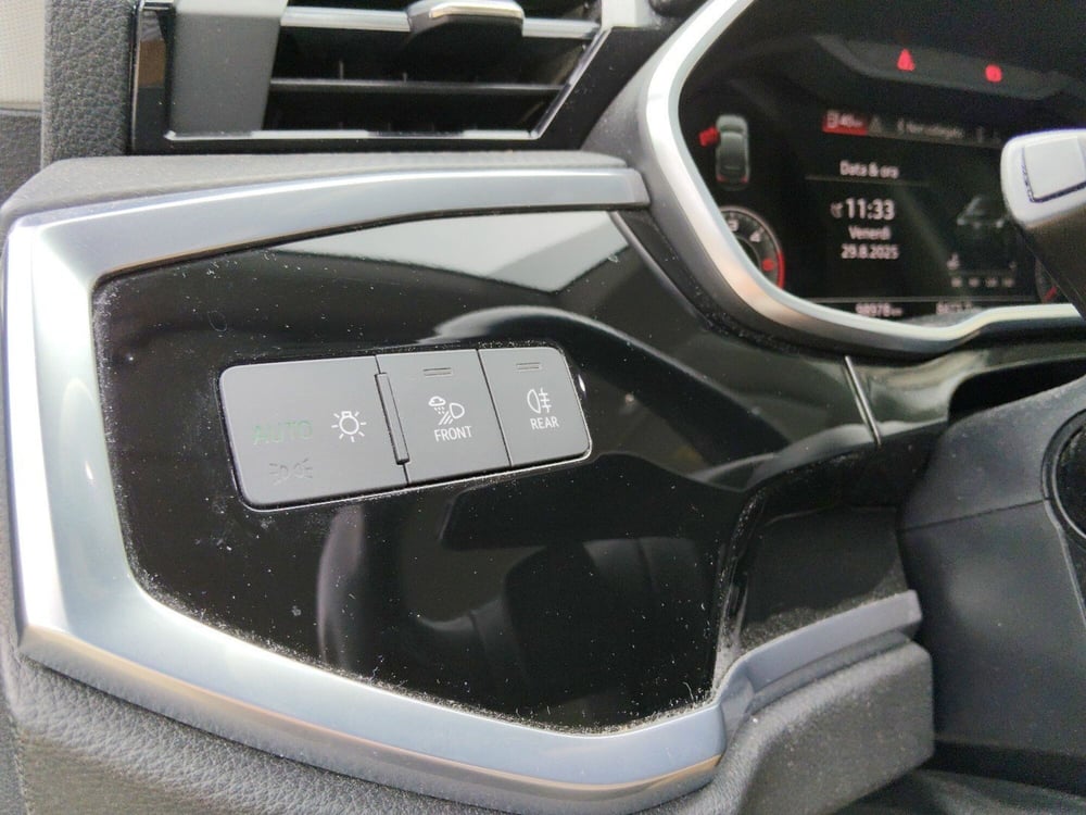 Audi Q3 Sportback usata a Pescara (12)