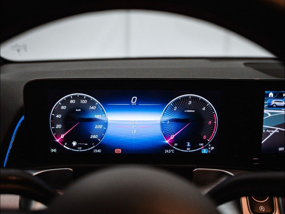 Mercedes-Benz GLB nuova a Rimini (13)
