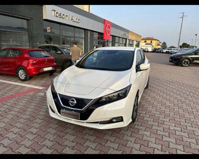 Nissan Leaf 40kWh Acenta 150cv del 2022 usata a Sarteano