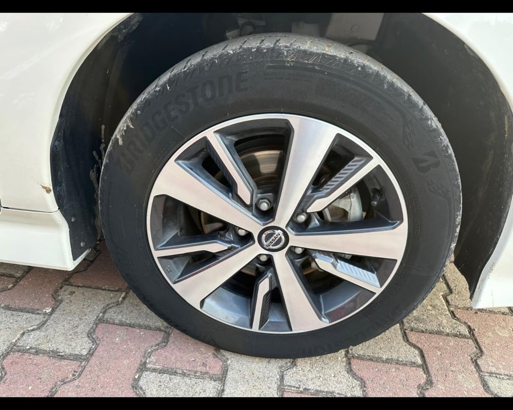 Nissan Leaf usata a Siena (16)