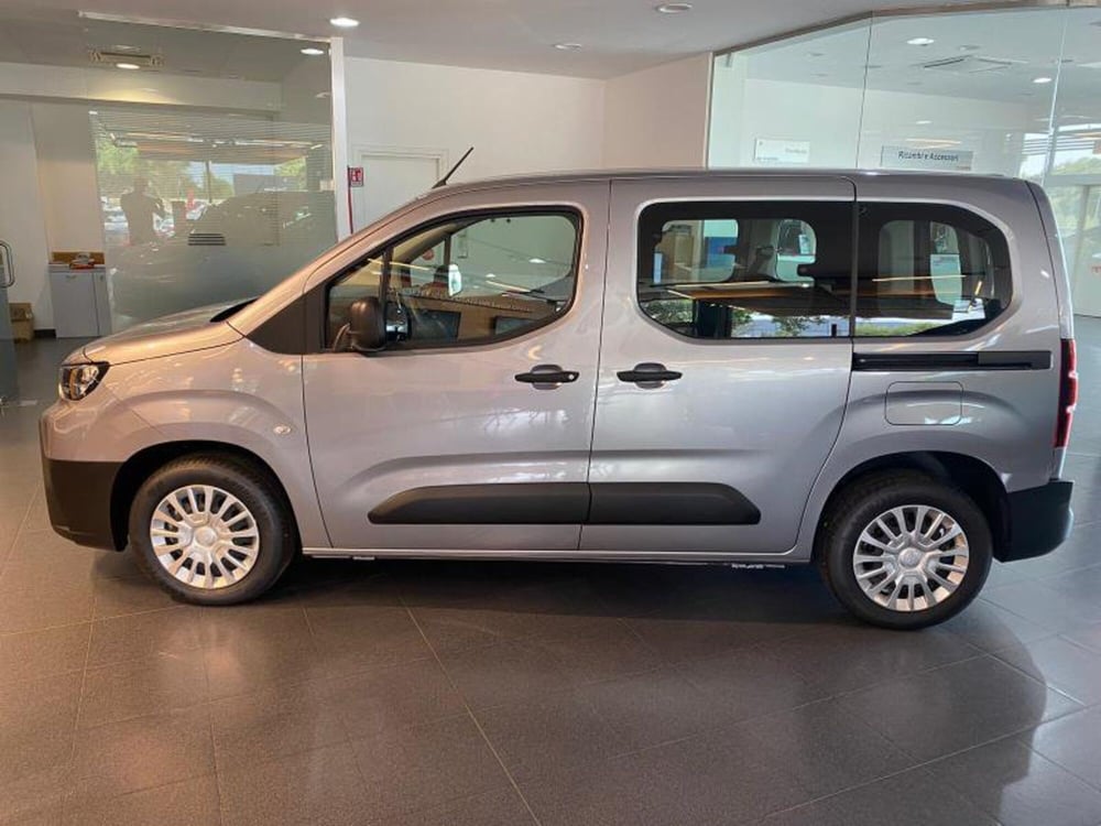 Toyota Proace City Verso Electric nuova a Perugia (4)