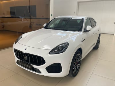 Maserati Grecale 2.0 MHEV 300 CV GT PrimaSerie del 2022 usata a Bari