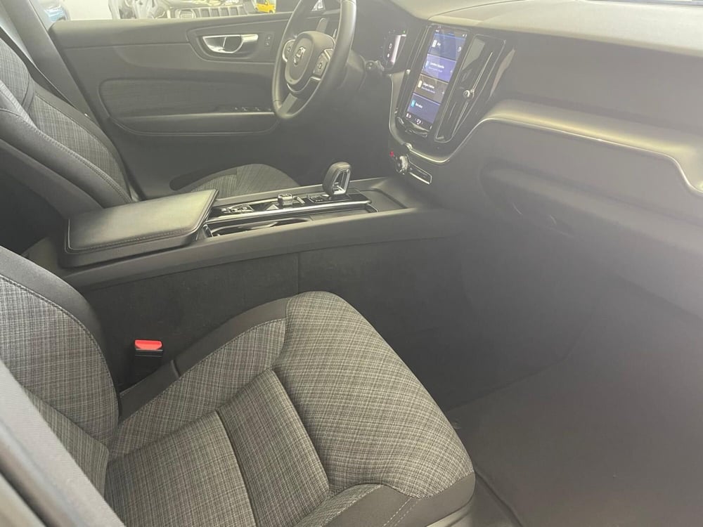 Volvo XC60 usata a Prato (12)