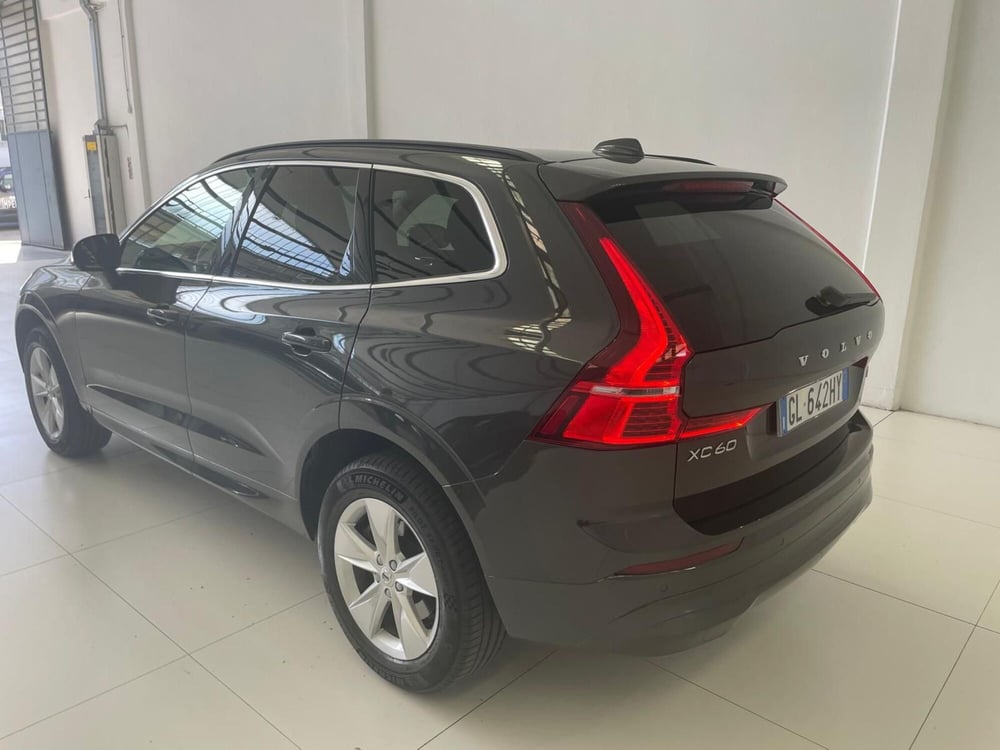 Volvo XC60 usata a Prato (5)
