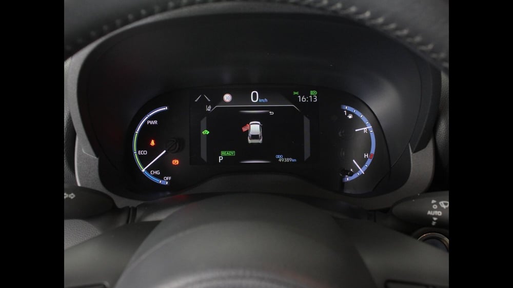 Toyota Yaris Cross usata a Palermo (13)
