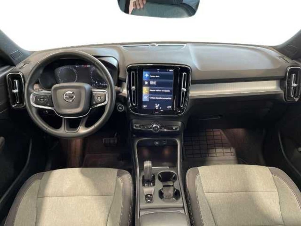 Volvo XC40 usata a Firenze (11)