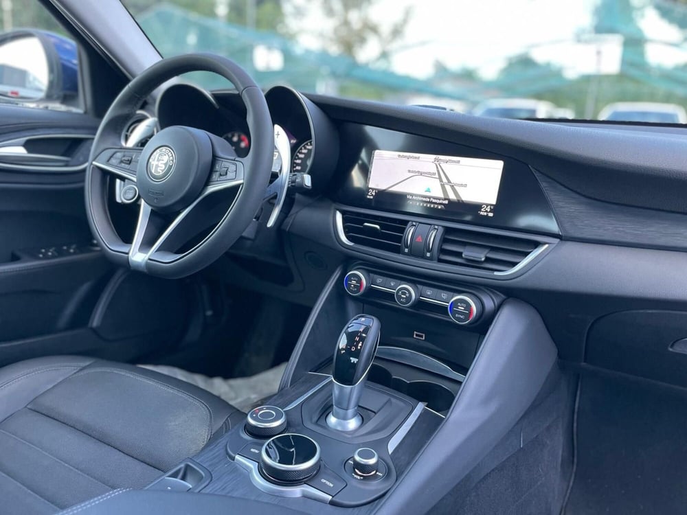Alfa Romeo Giulia usata a Ancona (19)