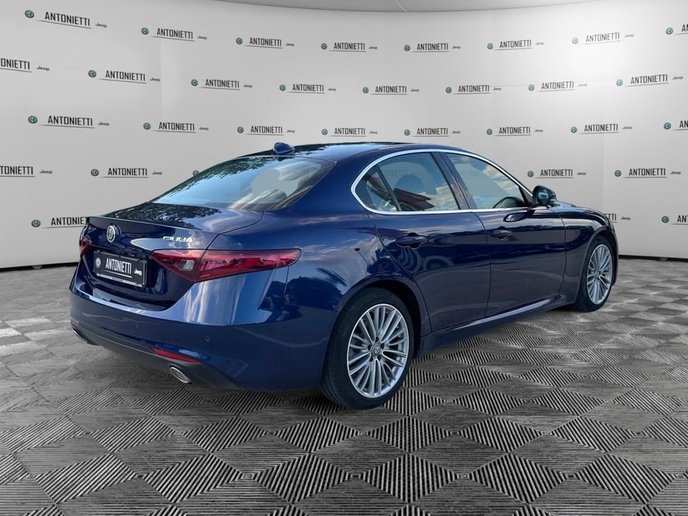 Alfa Romeo Giulia usata a Ancona (5)