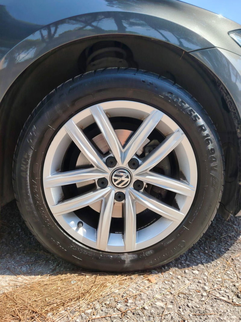 Volkswagen Golf usata a Massa-Carrara (10)