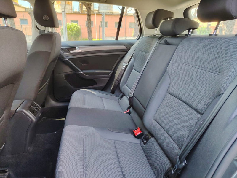 Volkswagen Golf usata a Massa-Carrara (13)