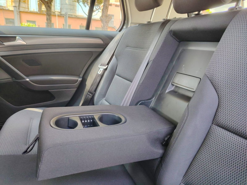 Volkswagen Golf usata a Massa-Carrara (14)