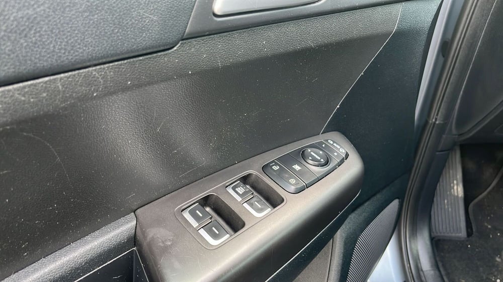 Kia Sportage usata a Massa-Carrara (17)