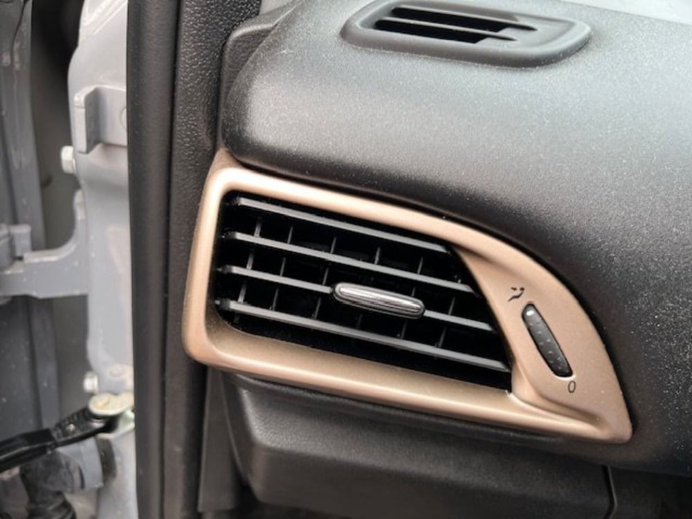 Lancia Ypsilon usata a Brescia (19)