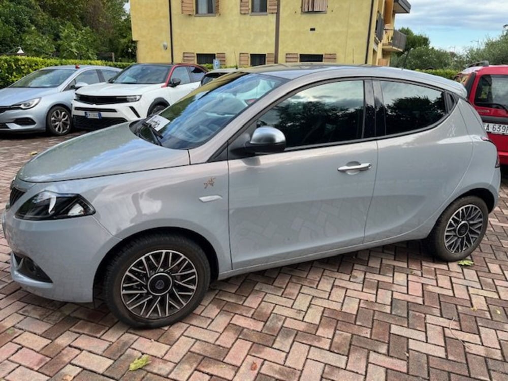 Lancia Ypsilon usata a Brescia (8)