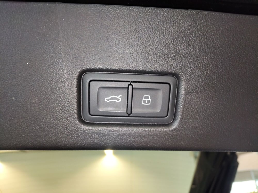 Audi Q4 Sportback usata a Modena (16)