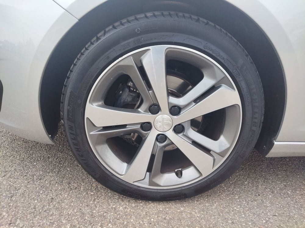 Peugeot 308 usata a Modena (6)