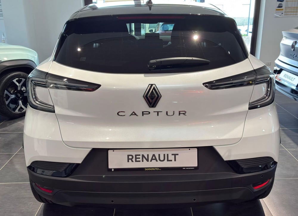 Renault Captur nuova a Frosinone (4)