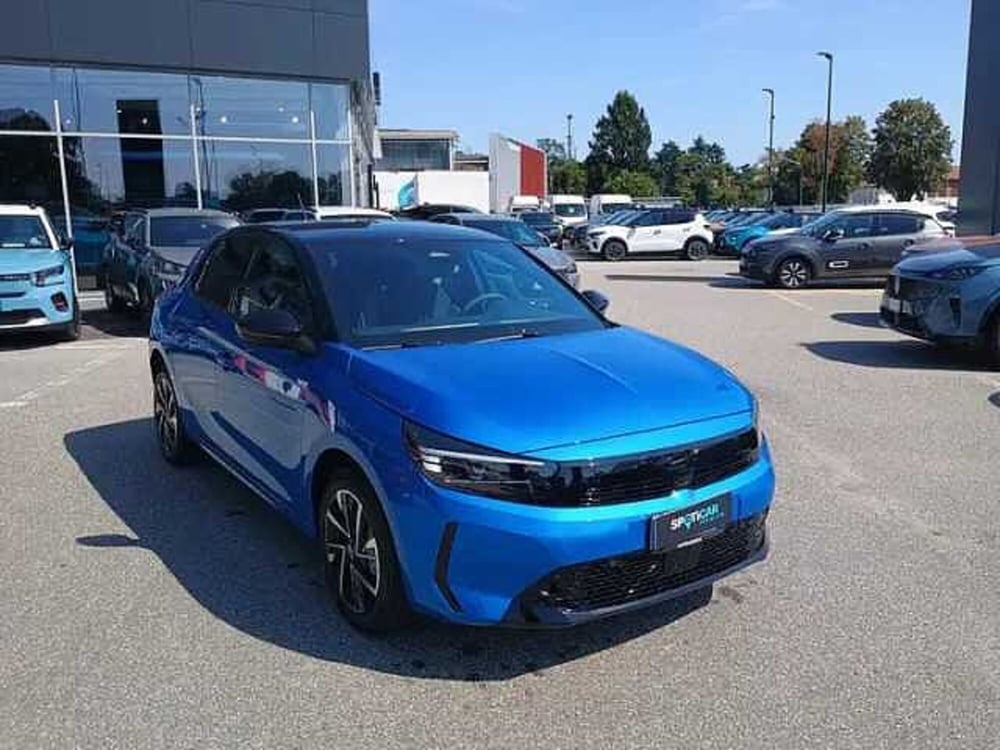 Opel Corsa nuova a Milano