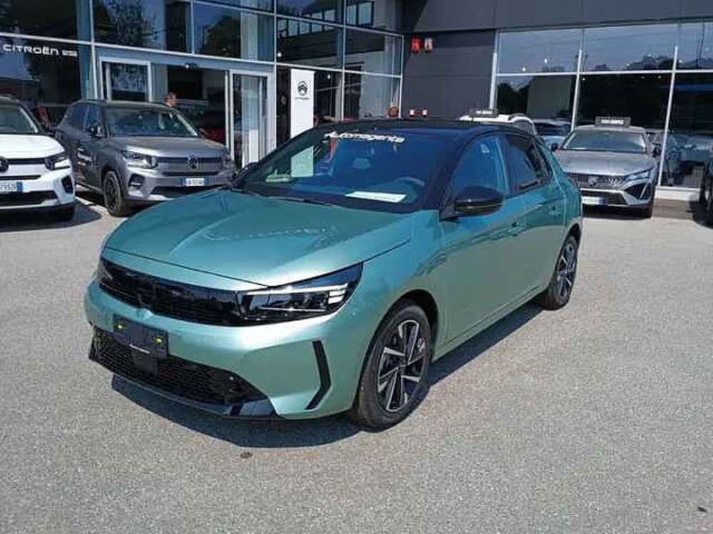Opel Corsa nuova a Milano (3)
