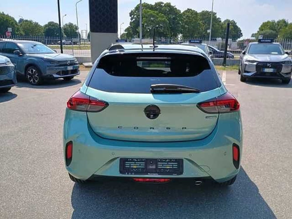 Opel Corsa nuova a Milano (6)