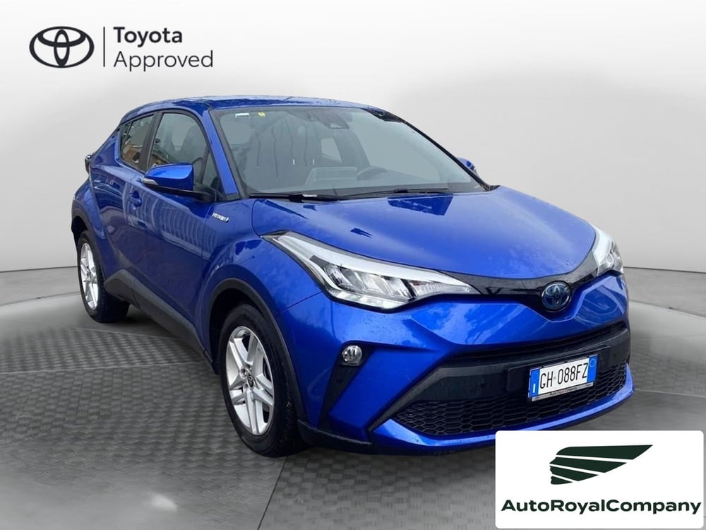 Toyota Toyota C-HR usata a Roma (13)