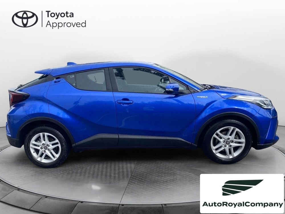 Toyota Toyota C-HR usata a Roma (8)