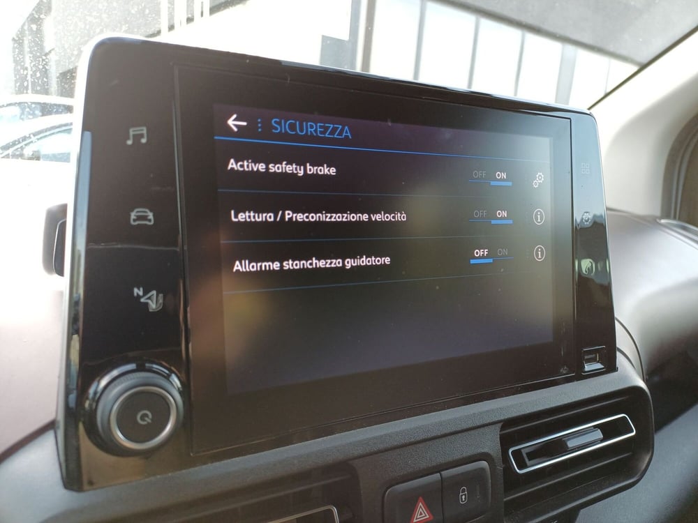 Peugeot Rifter usata a Modena (16)
