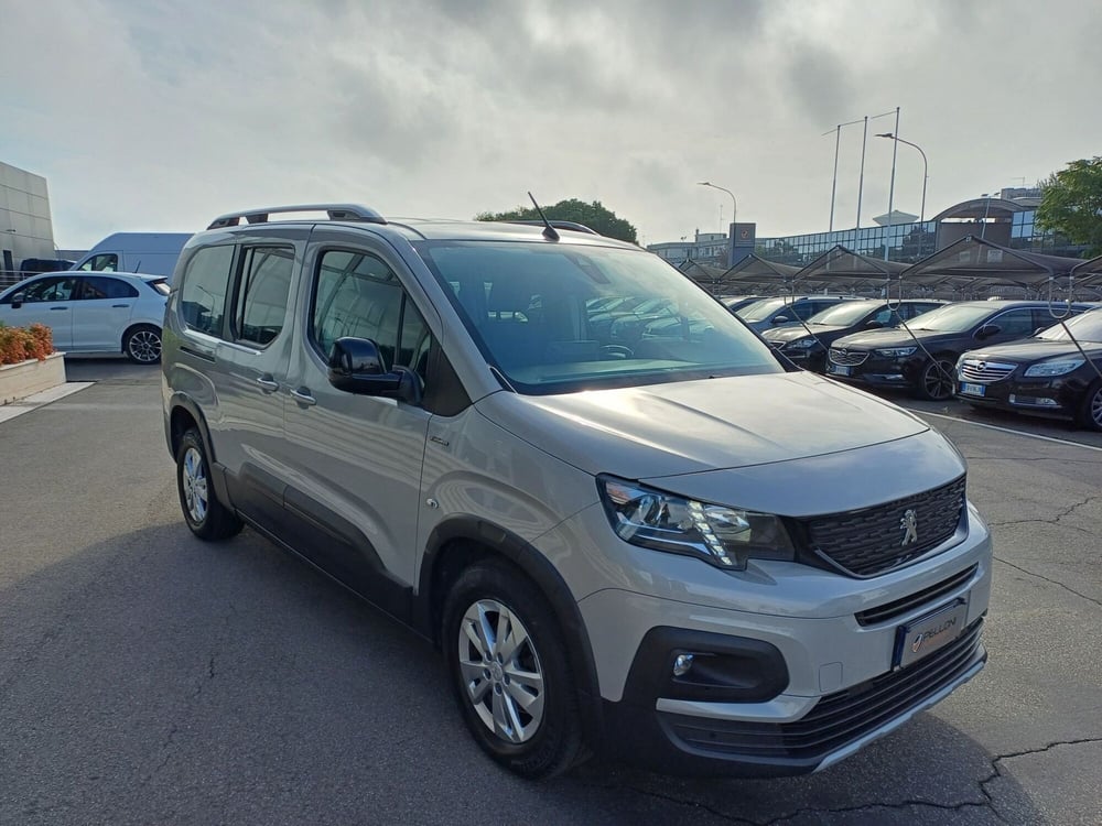 Peugeot Rifter usata a Modena (4)