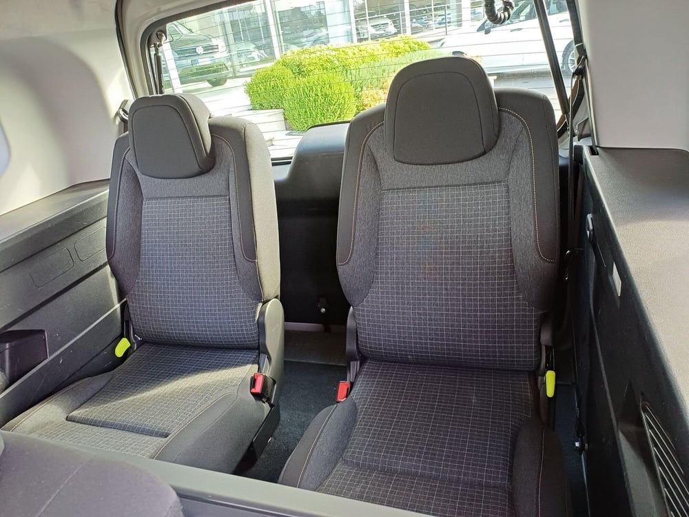 Peugeot Rifter usata a Modena (9)